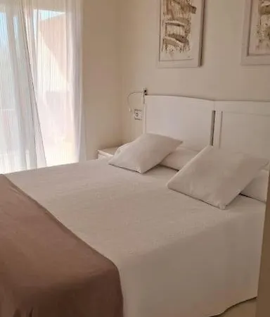 Apartament Paradise Apartment *